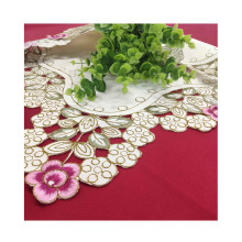 Hot selling beautiful  embroidery rose cutwork  table runner